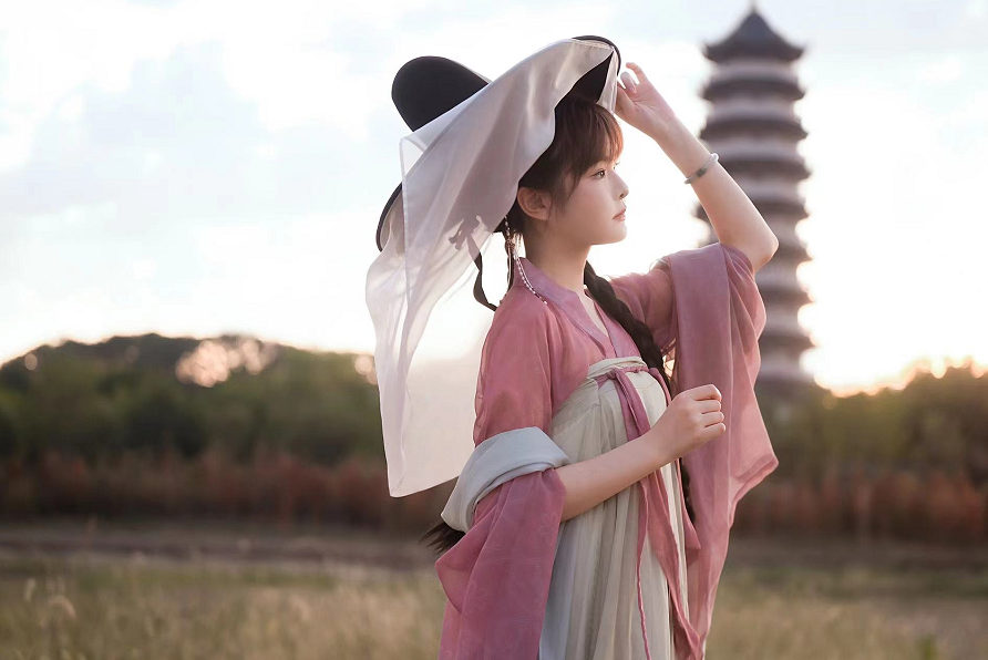 双笙(陈元汐)最新国风单曲《醉花间》清新上线|醉花间|国风|单曲_新浪新闻