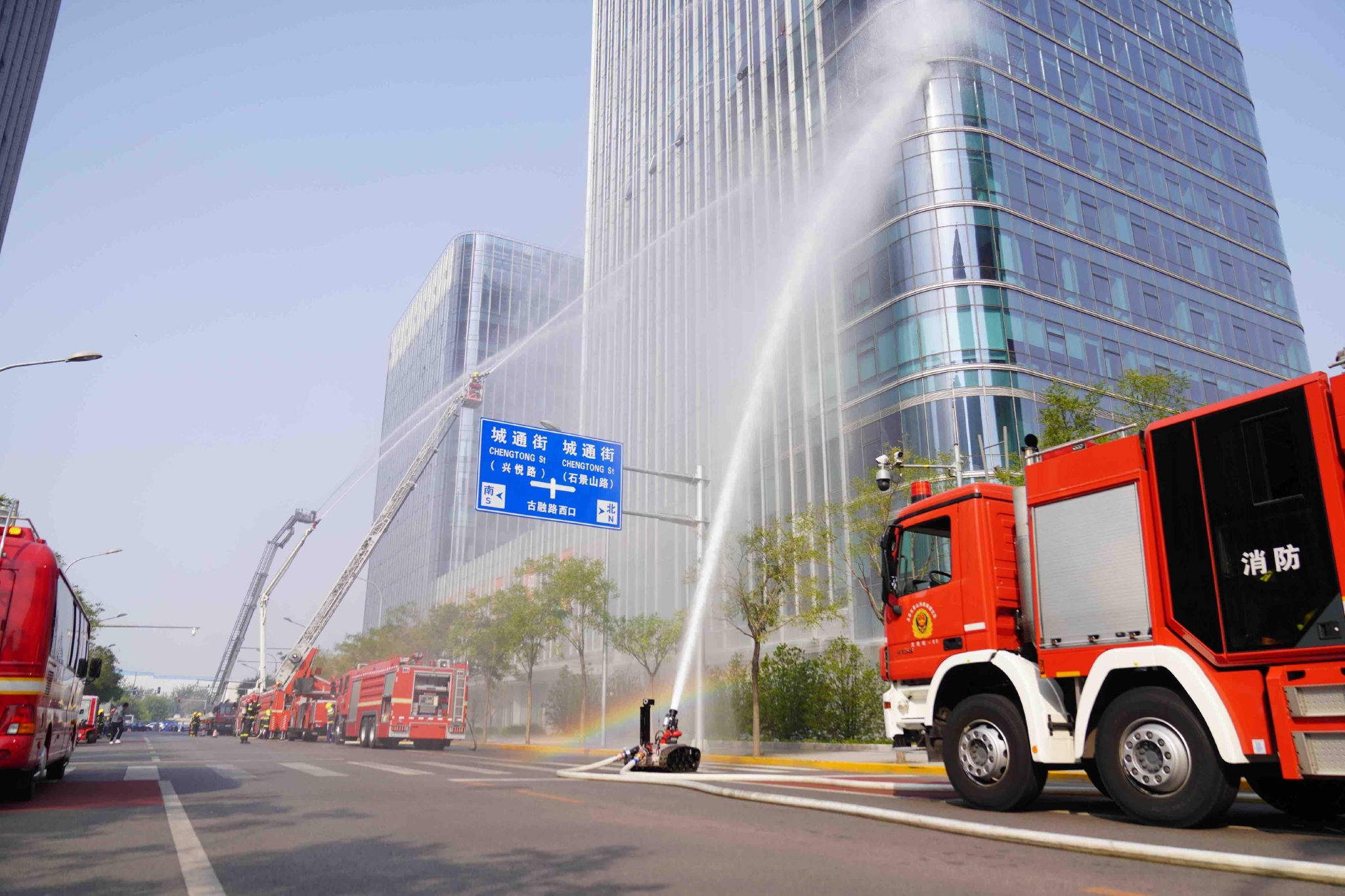 "防灭一体化",北京石景山消防开展高层建筑灭火救援演练|消防|救援