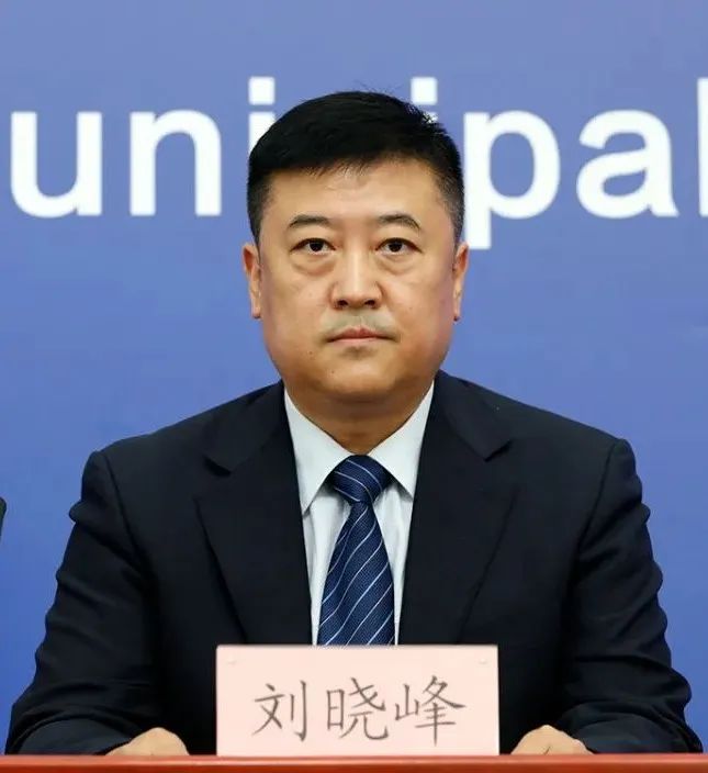 9月29日0时至15时，北京在进返京人员中新发现1例本土感染者，疾控提示进返京人员须持阴性证明返岗，倡导在京过节休闲区蓝鸢梦想 - Www.slyday.coM