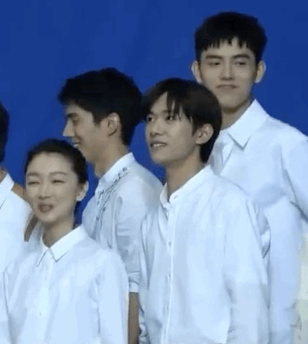 深夜进了刘昊然家，恋情被曝光！周冬雨被骂惨了…休闲区蓝鸢梦想 - Www.slyday.coM