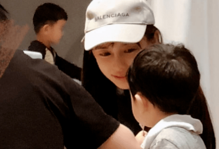 杨颖儿子帅气，赵丽颖儿子长得高，85花生的孩子基因优良！休闲区蓝鸢梦想 - Www.slyday.coM