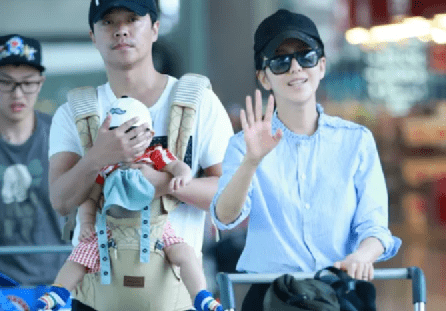 杨颖儿子帅气，赵丽颖儿子长得高，85花生的孩子基因优良！休闲区蓝鸢梦想 - Www.slyday.coM