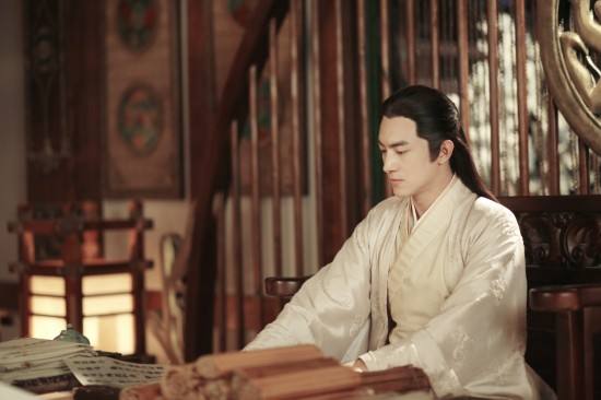 林更新《与凤行》路透瘦了，透过衣服都能感受出骨感，生图好养眼休闲区蓝鸢梦想 - Www.slyday.coM