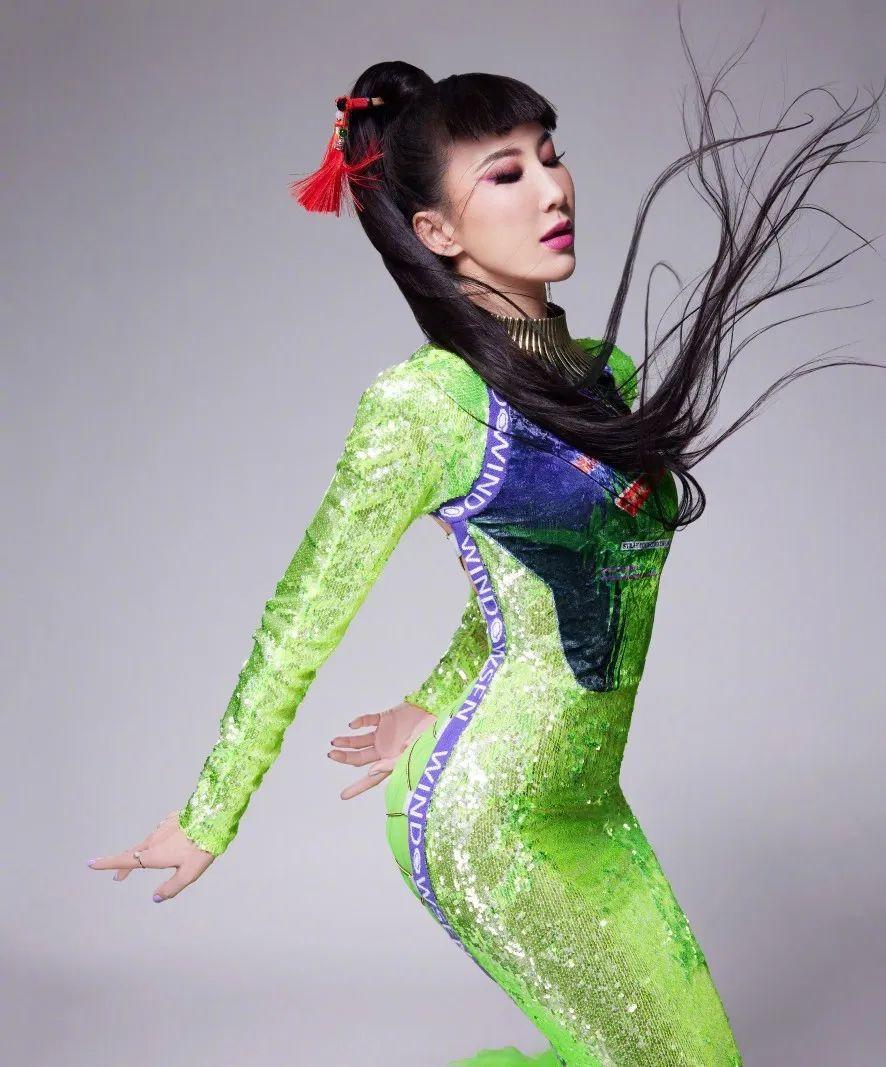 周冬雨,李玟,刘亦菲,赵丽颖龚俊,王菲休闲区蓝鸢梦想 - Www.slyday.coM 周冬雨,李玟,刘亦菲,赵丽颖龚俊,王菲休闲区蓝鸢梦想 - Www.slyday.coM