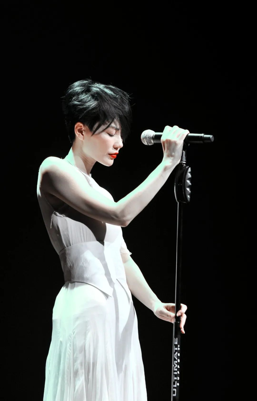 周冬雨,李玟,刘亦菲,赵丽颖龚俊,王菲休闲区蓝鸢梦想 - Www.slyday.coM 周冬雨,李玟,刘亦菲,赵丽颖龚俊,王菲休闲区蓝鸢梦想 - Www.slyday.coM