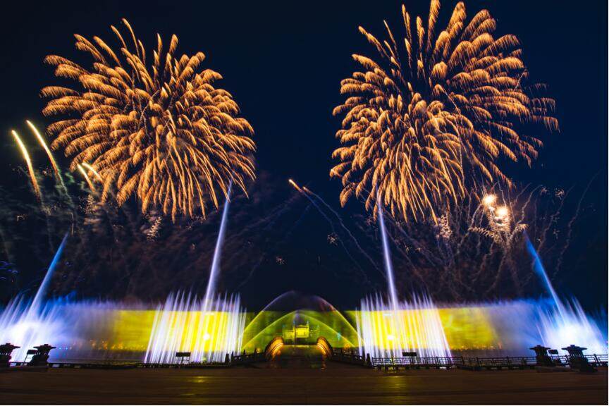 尼山圣境“十一”攻略，云中花海、尼山书屋氛围感拉满！休闲区蓝鸢梦想 - Www.slyday.coM