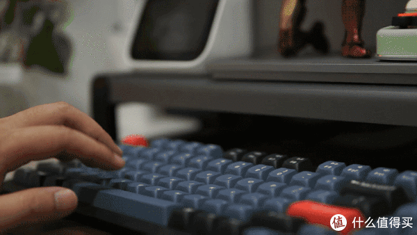 京造键盘的源头工厂找到了，我的第二把渴创机械键盘，最新款客制化Q5尝鲜休闲区蓝鸢梦想 - Www.slyday.coM