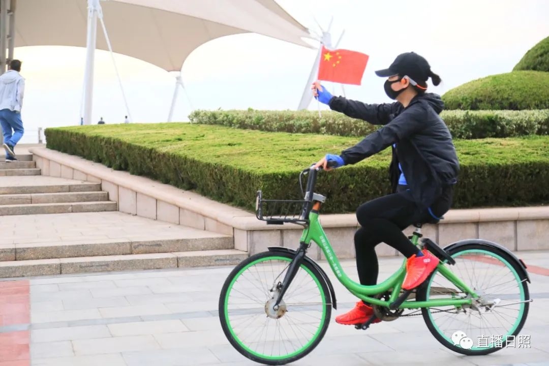 日照，红了！氛围感已拉满→休闲区蓝鸢梦想 - Www.slyday.coM