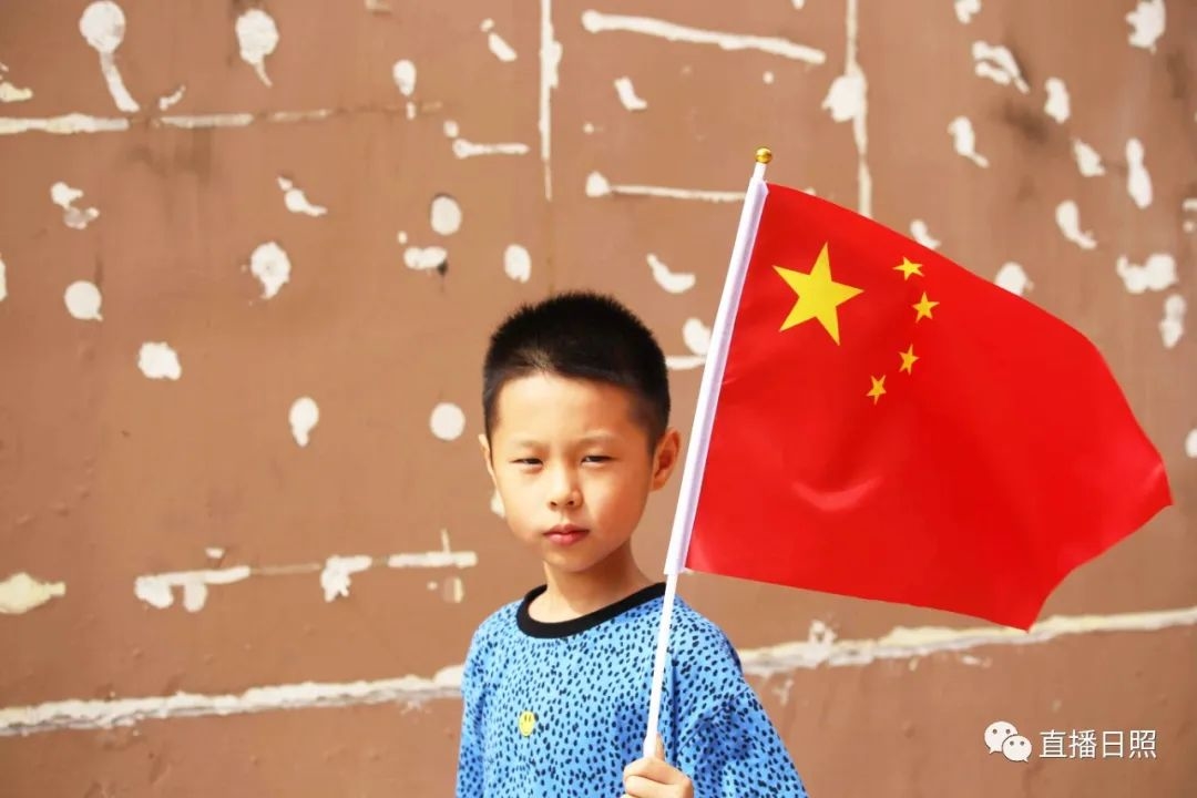 日照，红了！氛围感已拉满→休闲区蓝鸢梦想 - Www.slyday.coM