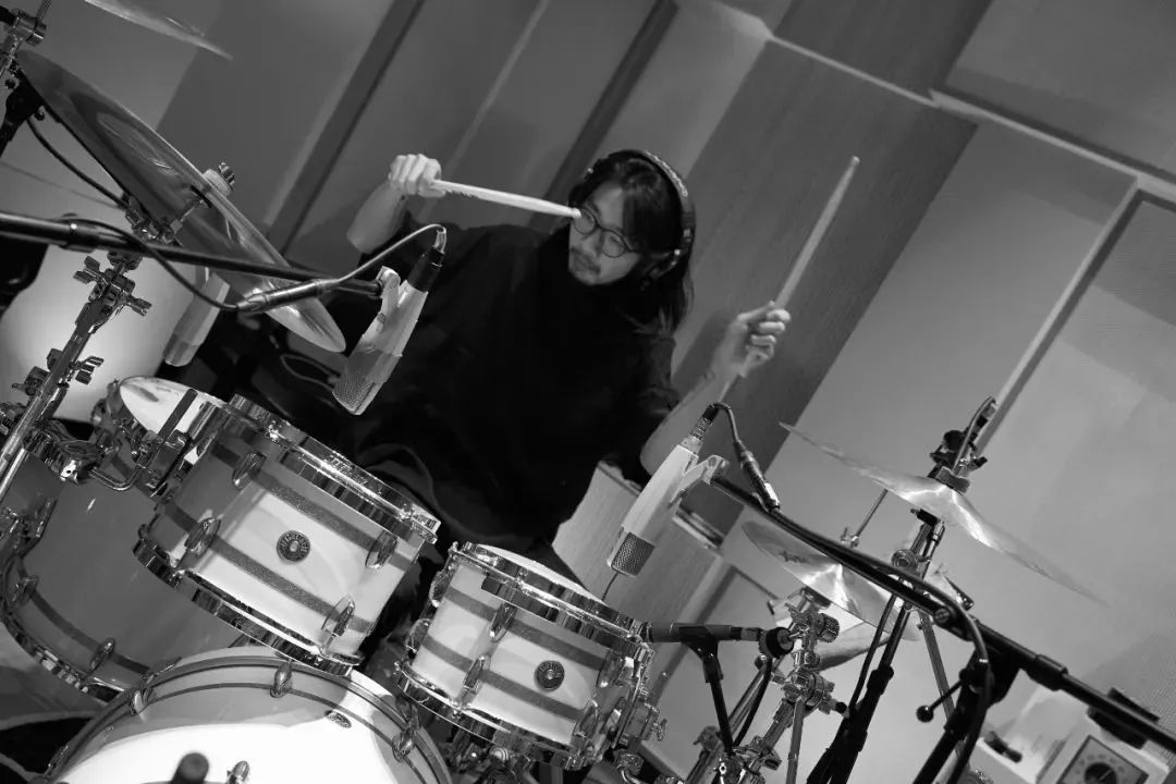 听说他们是“异地玩乐队”的教科书？休闲区蓝鸢梦想 - Www.slyday.coM