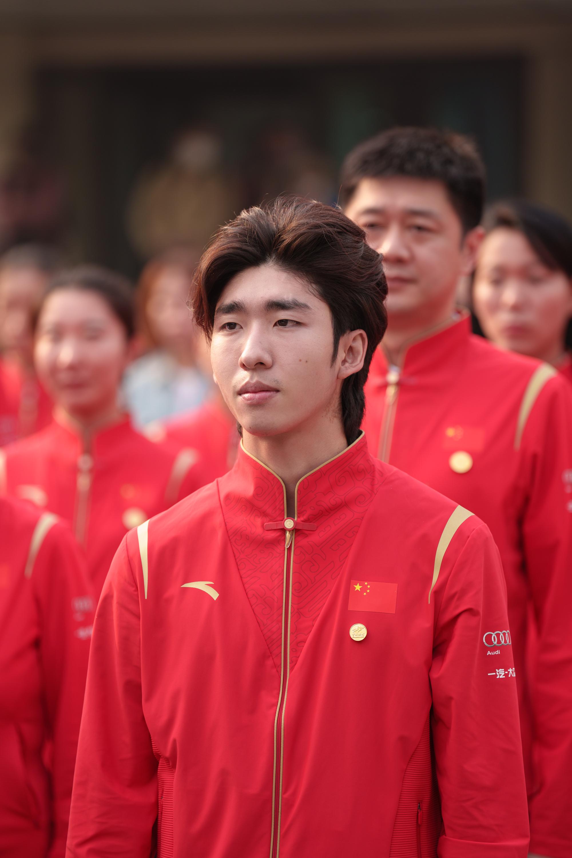 林孝埈以中国短道队队员身份亮相，新党员任子威的使命感更强了休闲区蓝鸢梦想 - Www.slyday.coM