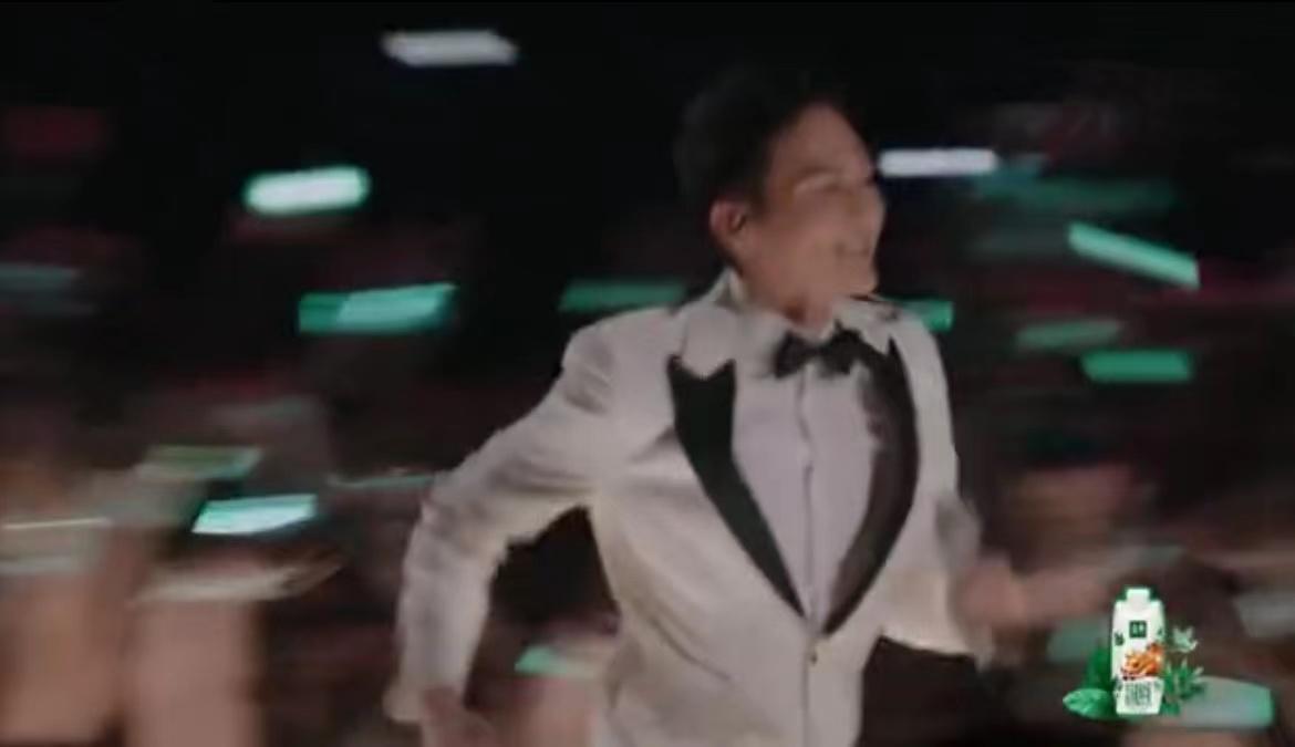 张智霖袁咏仪“披荆斩棘”现场补办婚礼 “仙靓夫妇”20年恩爱如初休闲区蓝鸢梦想 - Www.slyday.coM