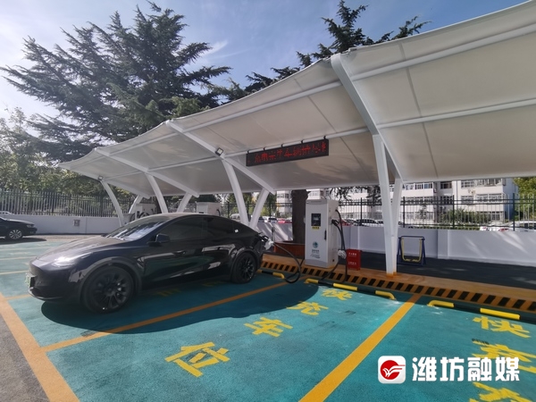 “超级充”上线，充电5分钟续航300公里！休闲区蓝鸢梦想 - Www.slyday.coM