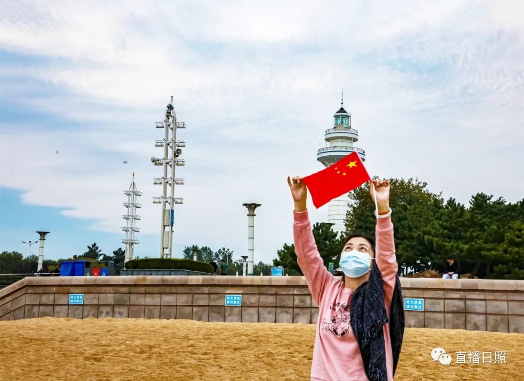 日照，红了！氛围感已拉满→休闲区蓝鸢梦想 - Www.slyday.coM