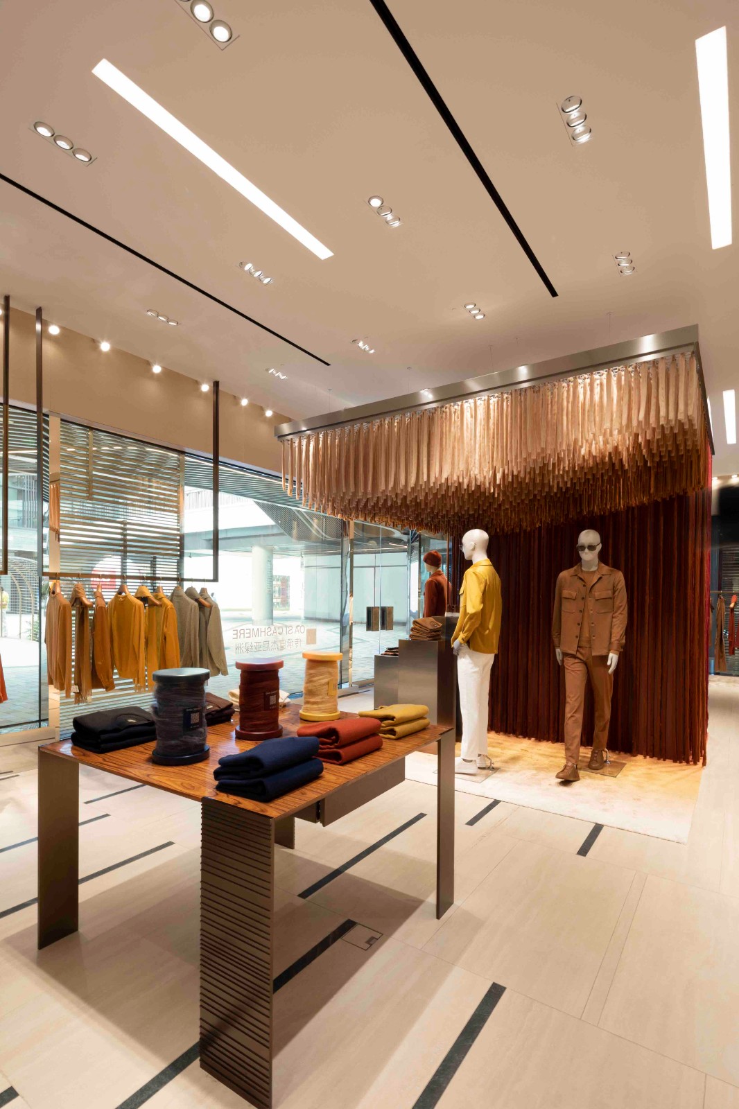 杰尼亚携手全新品牌代言人吴磊发布Oasi Cashmere系列休闲区蓝鸢梦想 - Www.slyday.coM