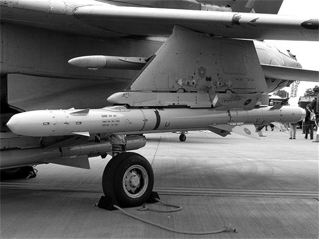 英国"阿拉姆"反辐射导弹.资料图片