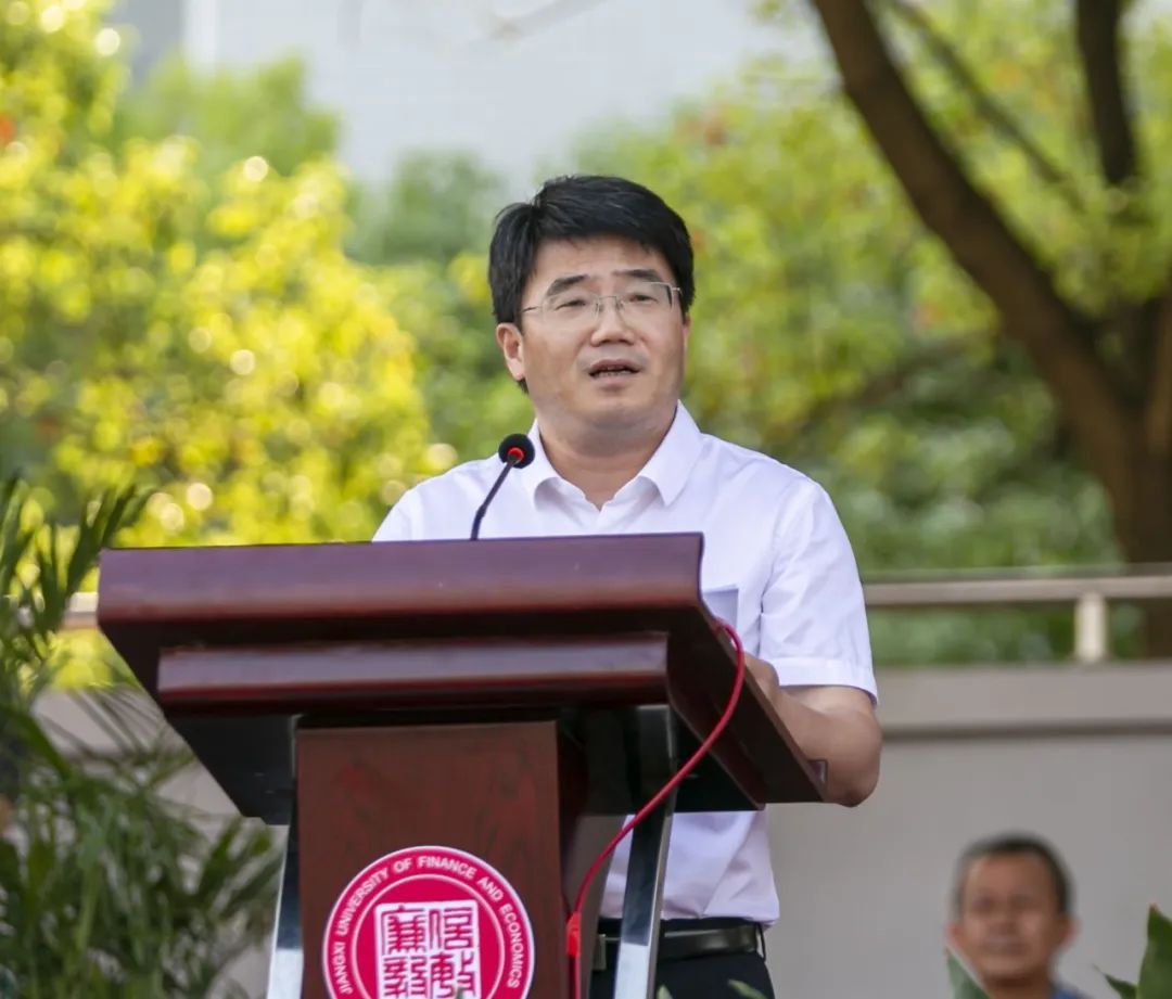 2022级新生开学典礼暨军训总结大会举行！休闲区蓝鸢梦想 - Www.slyday.coM