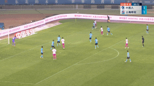 朱建荣头球，申花两分钟内反超比分。