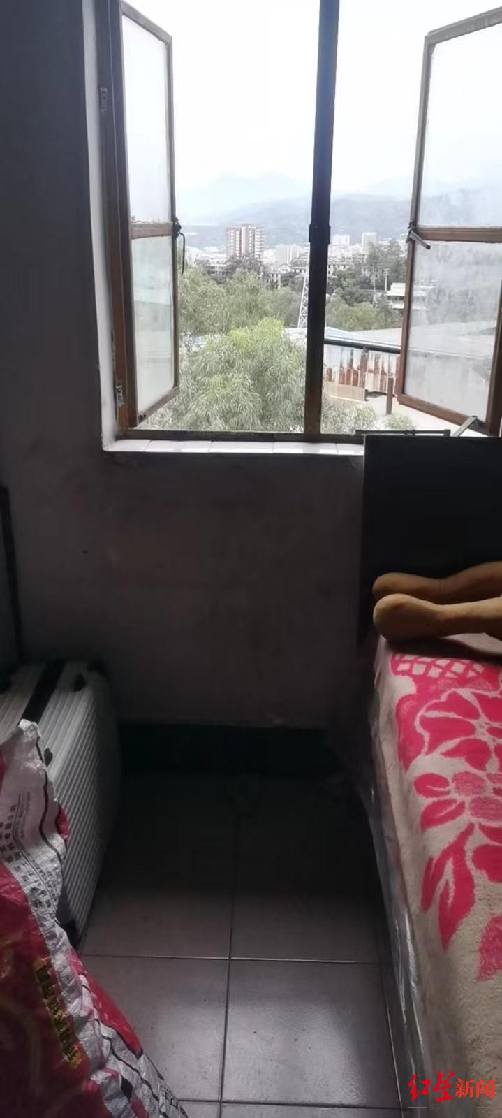4岁女童独自在家坠下8楼多处骨折 爸爸：虽然孩子不是亲生的，但借钱也要治休闲区蓝鸢梦想 - Www.slyday.coM