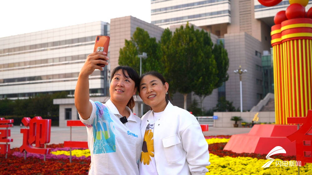 德州：花坛、国旗、中国结！国庆“氛围感”已拉满！你感受到了吗？休闲区蓝鸢梦想 - Www.slyday.coM