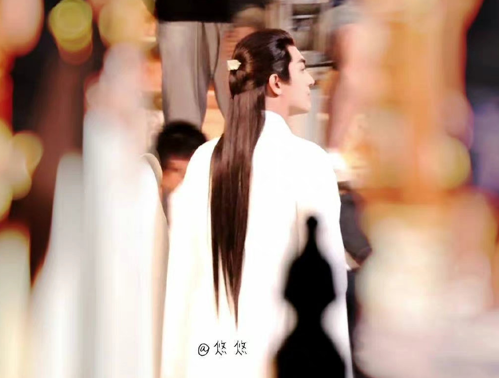 赵丽颖《与凤行》新造型好美!宣璐杀青照笑容温柔,粉丝:心动休闲区蓝鸢梦想 - Www.slyday.coM 赵丽颖《与凤行》新造型好美!宣璐杀青照笑容温柔,粉丝:心动休闲区蓝鸢梦想 - Www.slyday.coM