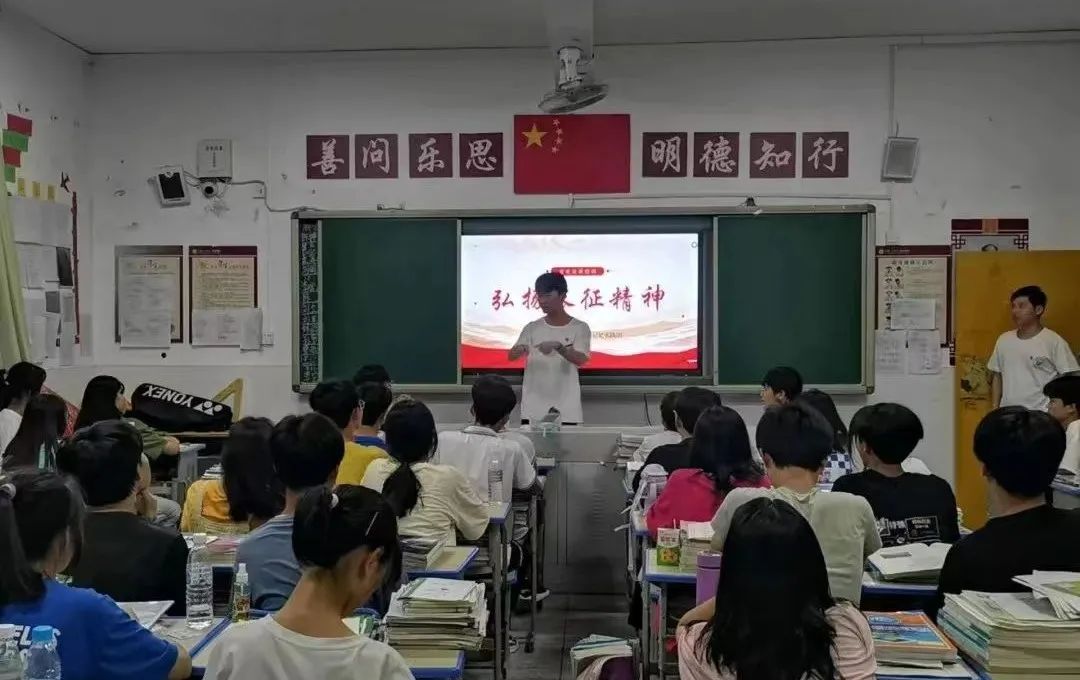 青春告白祖国｜江西科技学院：以青春之志与祖国同行、与时代共鸣休闲区蓝鸢梦想 - Www.slyday.coM