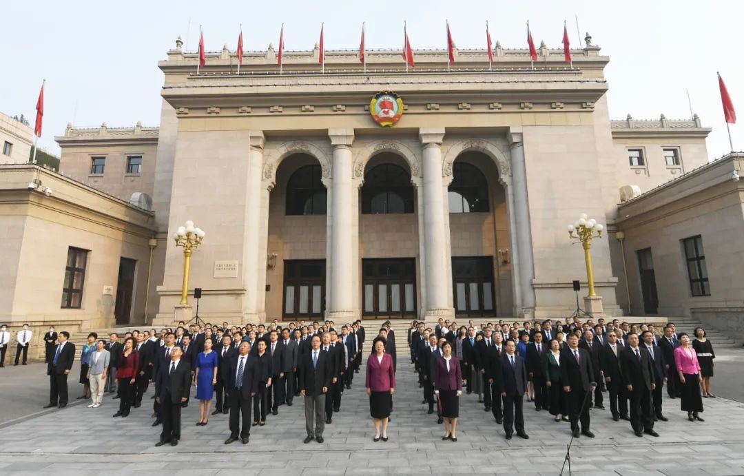 全国政协机关举行升国旗仪式