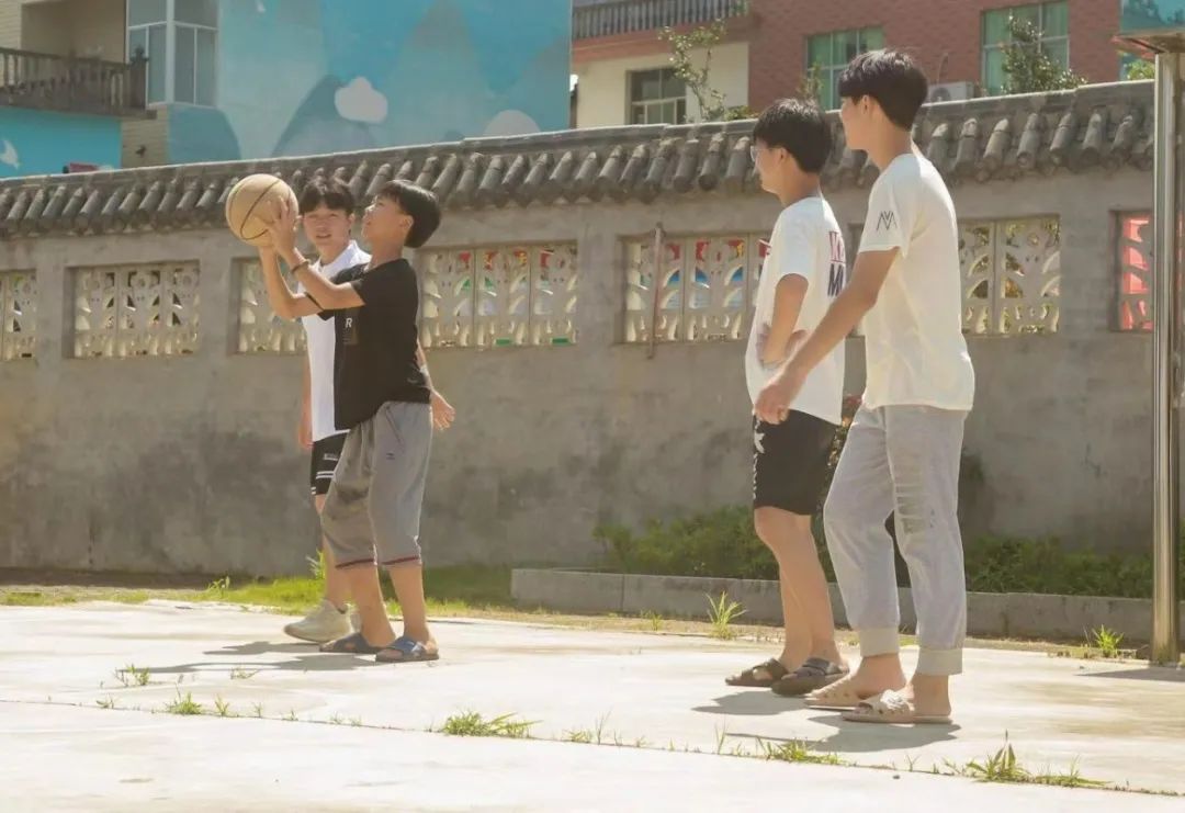 青春告白祖国｜江西科技学院：以青春之志与祖国同行、与时代共鸣休闲区蓝鸢梦想 - Www.slyday.coM