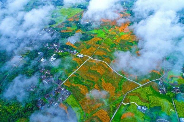 金秋的腾冲有多美？一组美图带你感受→休闲区蓝鸢梦想 - Www.slyday.coM