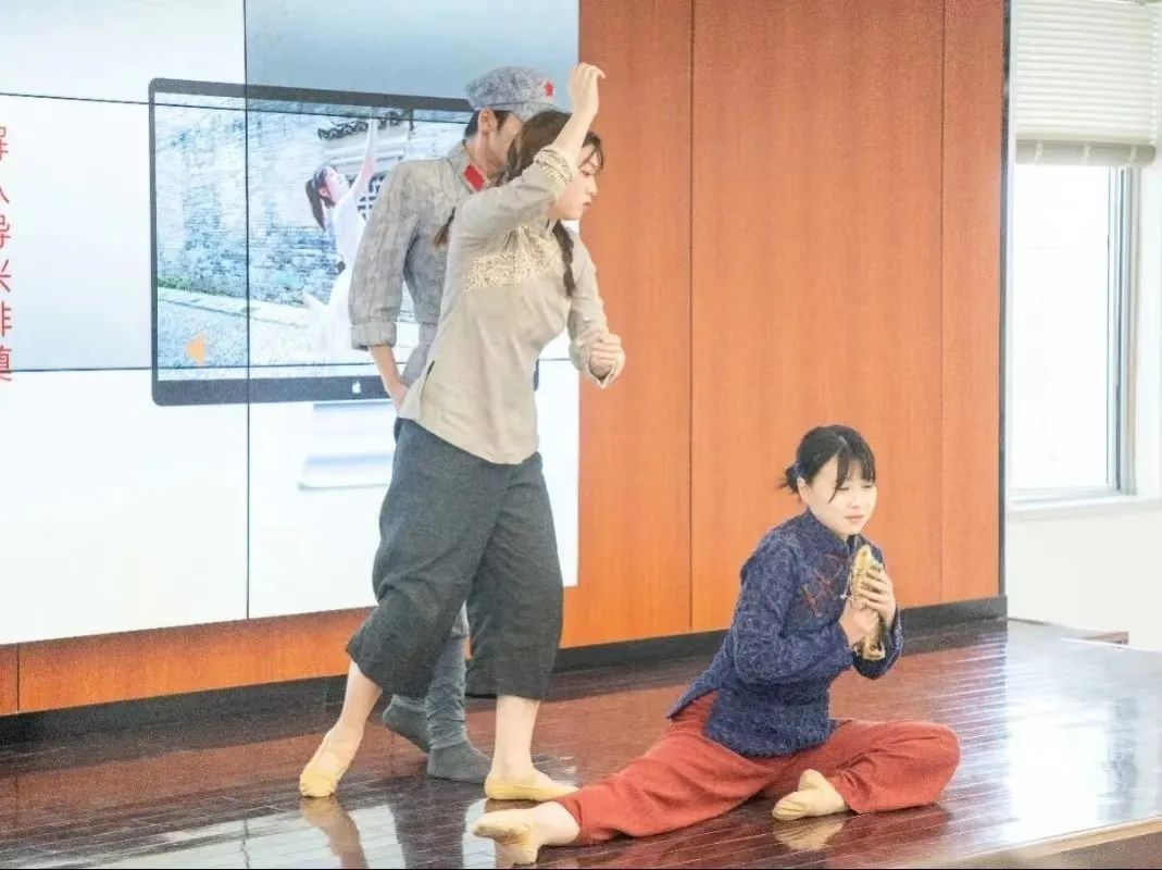 青春告白祖国｜江西科技学院：以青春之志与祖国同行、与时代共鸣休闲区蓝鸢梦想 - Www.slyday.coM