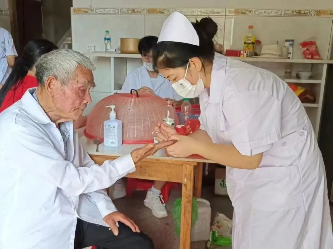 青春告白祖国｜江西科技学院：以青春之志与祖国同行、与时代共鸣休闲区蓝鸢梦想 - Www.slyday.coM