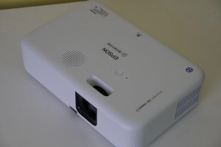 在家沉浸式看浪漫大片，提升家居氛围感利器你值得拥有！休闲区蓝鸢梦想 - Www.slyday.coM