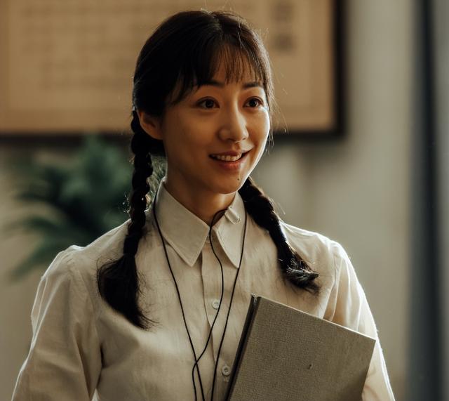 国庆档首波口碑来了！《万里归途》两极分化，《钢铁意志》遭差评休闲区蓝鸢梦想 - Www.slyday.coM