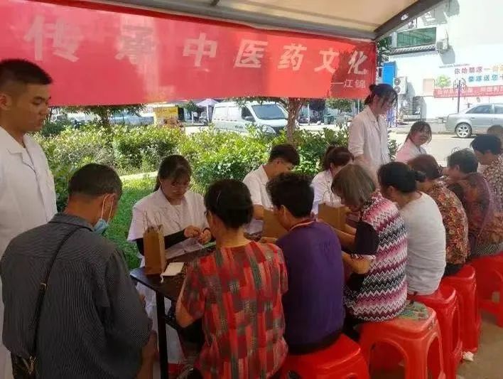 青春告白祖国｜江西科技学院：以青春之志与祖国同行、与时代共鸣休闲区蓝鸢梦想 - Www.slyday.coM