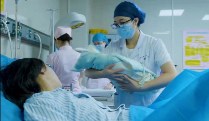 “龙凤胎宝宝”顺利诞生，为祖国母亲庆生休闲区蓝鸢梦想 - Www.slyday.coM