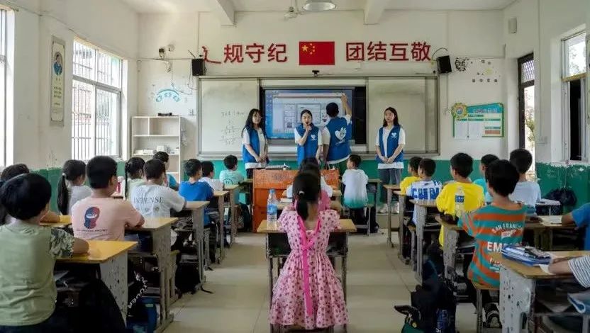 青春告白祖国｜江西科技学院：以青春之志与祖国同行、与时代共鸣休闲区蓝鸢梦想 - Www.slyday.coM