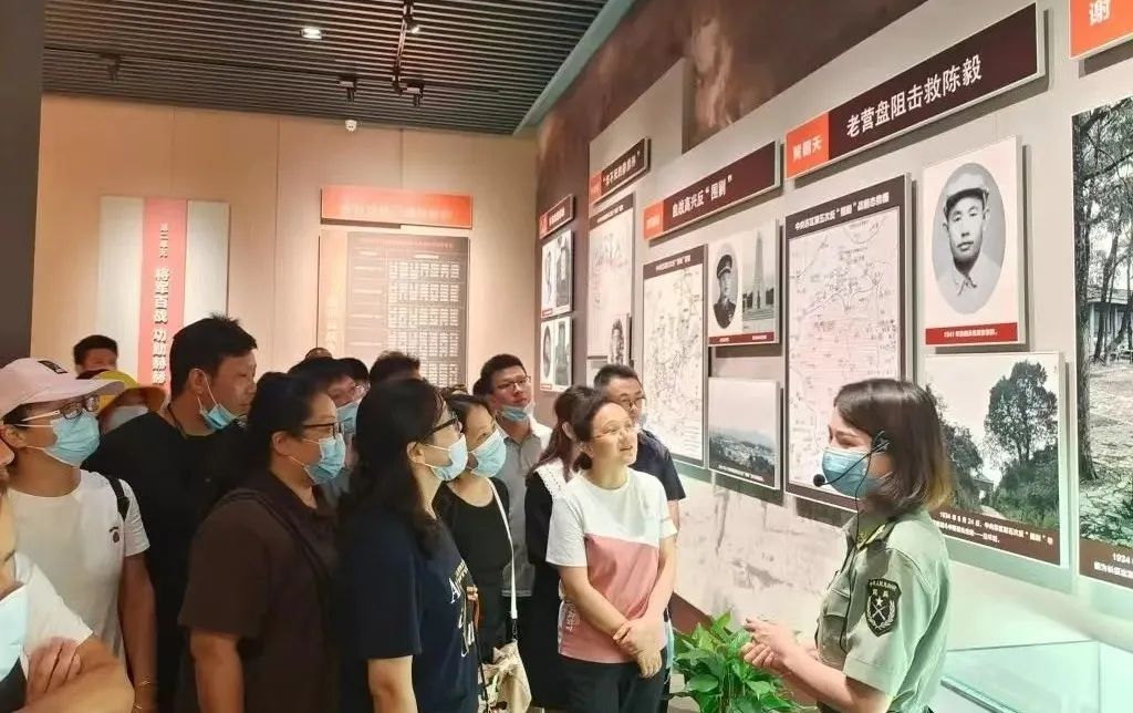 青春告白祖国｜江西科技学院：以青春之志与祖国同行、与时代共鸣休闲区蓝鸢梦想 - Www.slyday.coM