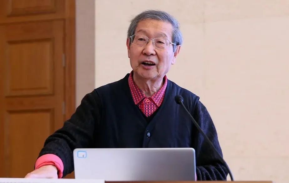 陈润生，1941年生，生物信息学家，中国科学院生物物理研究所研究员。2007年当选中国科学院院士。