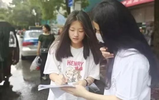 青春告白祖国｜江西科技学院：以青春之志与祖国同行、与时代共鸣休闲区蓝鸢梦想 - Www.slyday.coM