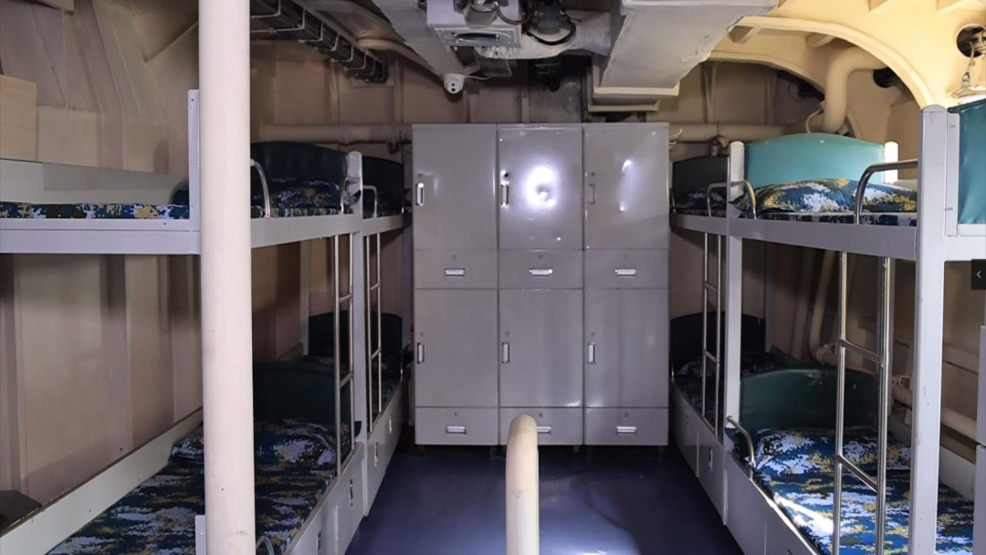 丹东舰底舱今日正式对外开放!