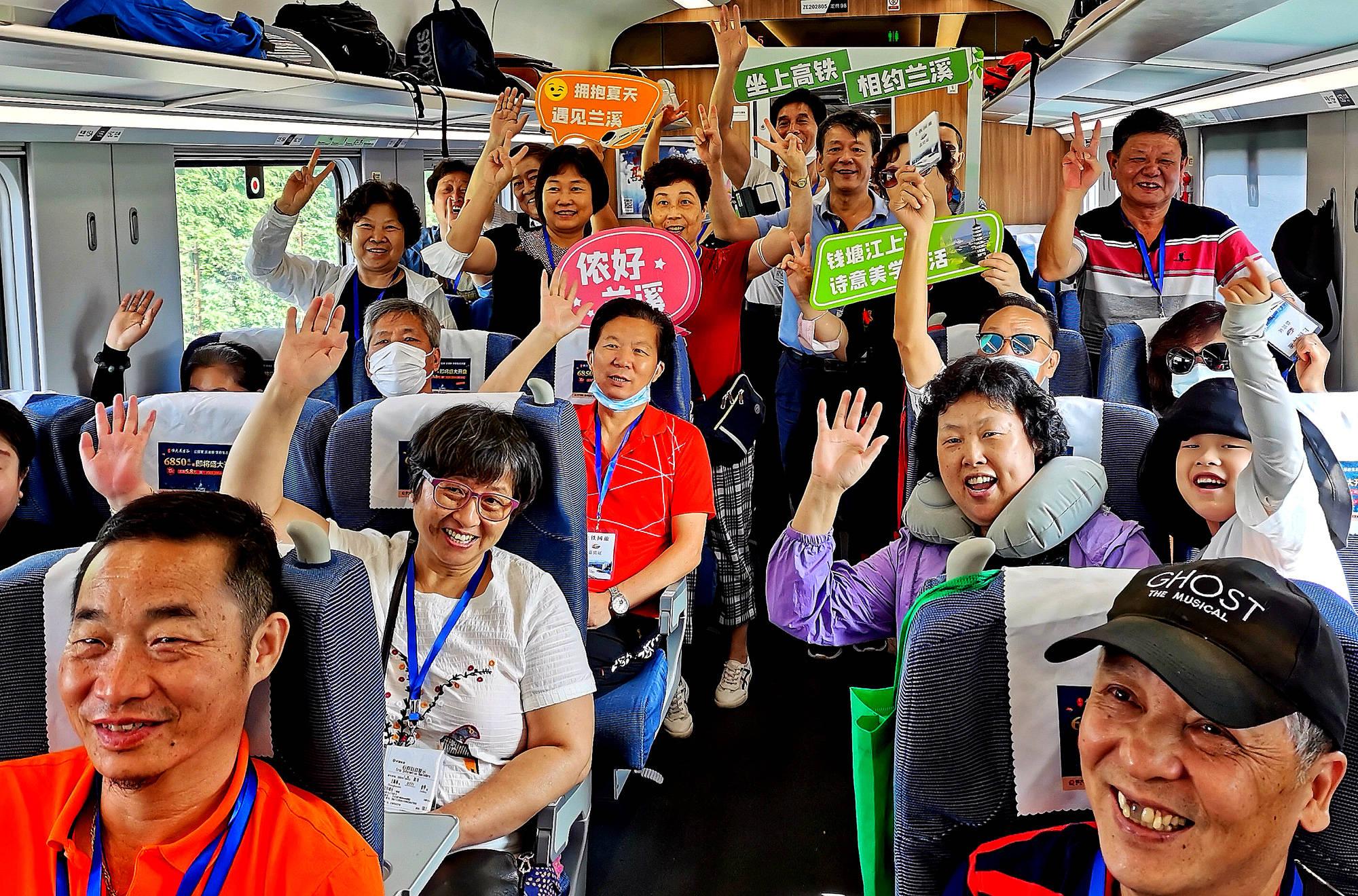 媒体：精细化运营，打开老年游市场格局|旅行社_新浪新闻