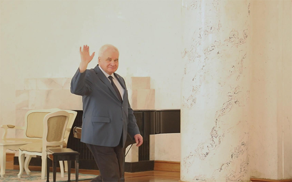 俄原驻华大使履新后再谈中国：在我心中对中国的爱永存休闲区蓝鸢梦想 - Www.slyday.coM