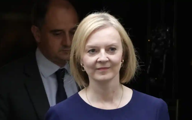 她上任三周出现这民调结果，“像在新婚之夜才发现犯了大错”休闲区蓝鸢梦想 - Www.slyday.coM