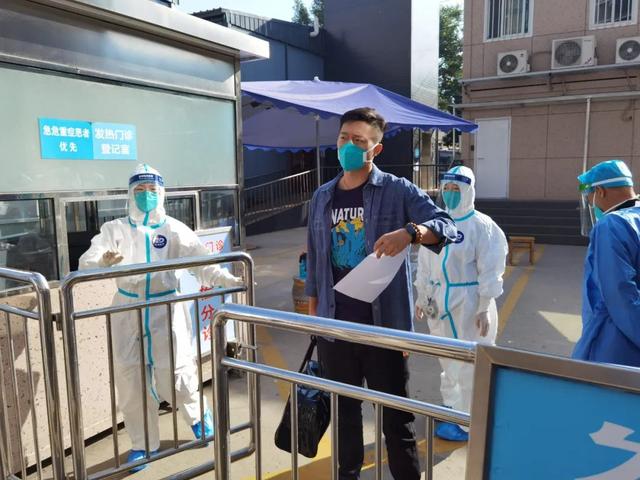 井陉正能量：“95后”干部捐献造血干细胞，连续9年无偿献血...休闲区蓝鸢梦想 - Www.slyday.coM