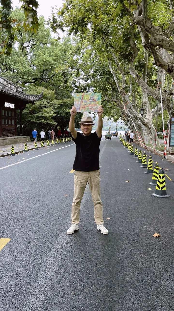 这本绘本值得收藏！杭州籍著名插画家笔下的杭州故事，每个都超好看休闲区蓝鸢梦想 - Www.slyday.coM