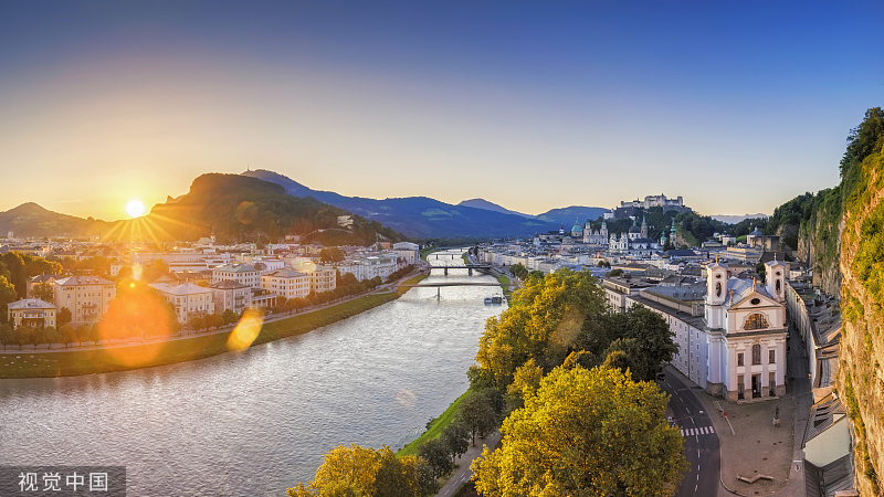 编辑部聊天室休闲区蓝鸢梦想 - Www.slyday.coM