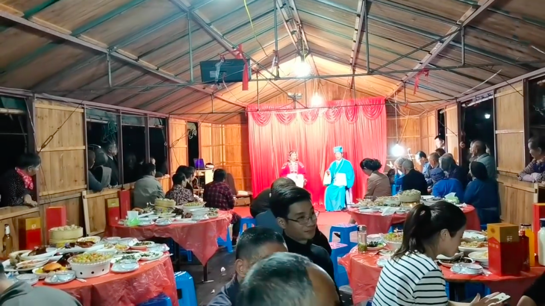 国庆，最香的热搜来了休闲区蓝鸢梦想 - Www.slyday.coM