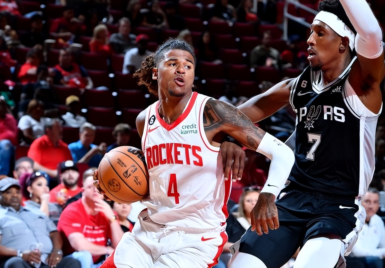 季前赛湖人快船首战表现 球队谁能拿开门红