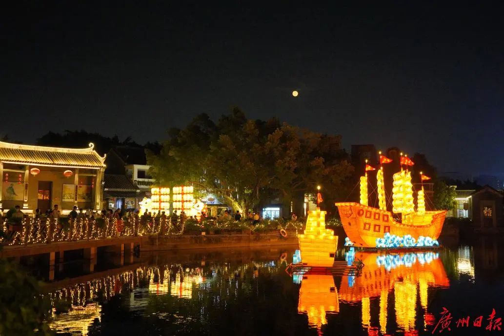 国庆假期，他们的过法有点特别……休闲区蓝鸢梦想 - Www.slyday.coM