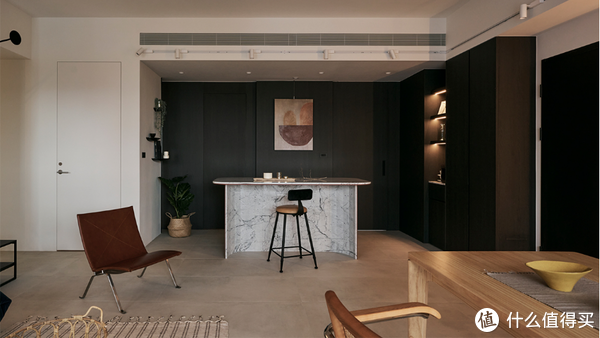 我见过最舒适解压的家，全屋低调又沉稳，简直就是理想的家休闲区蓝鸢梦想 - Www.slyday.coM